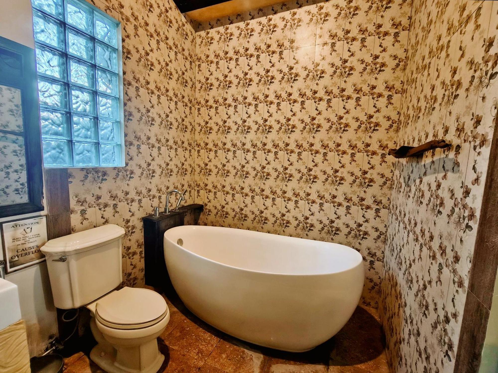 Panda Lumbung Bed & Breakfast Sanur  Luaran gambar
